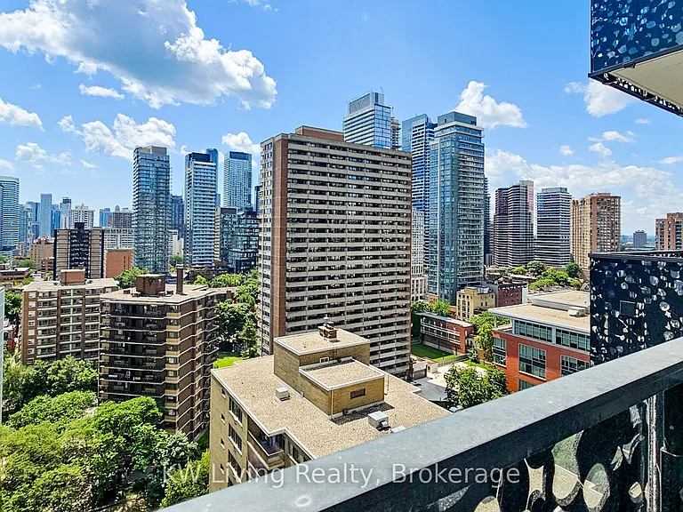 55 Charles St E #1504 — Photo 9