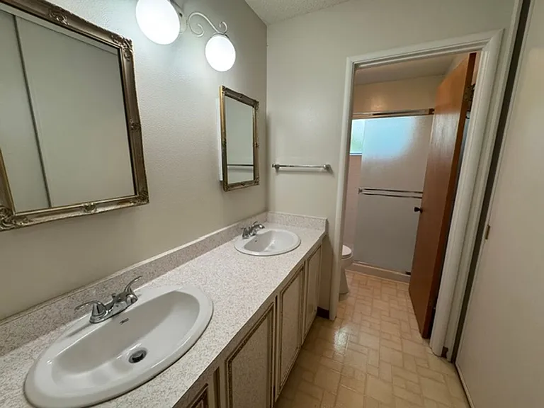 3653 Citrus Ave — Photo 14