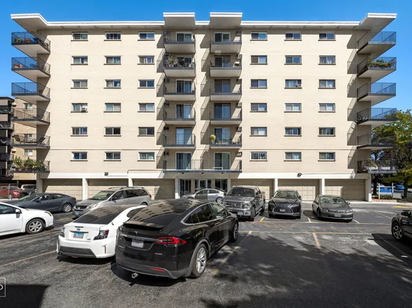 315 Des Plaines Ave APT 407, Forest Park, IL 60130