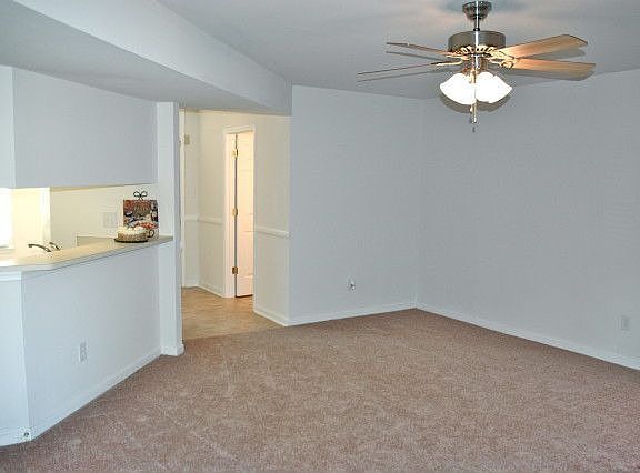 5th image of 4923 Lurgan Pl