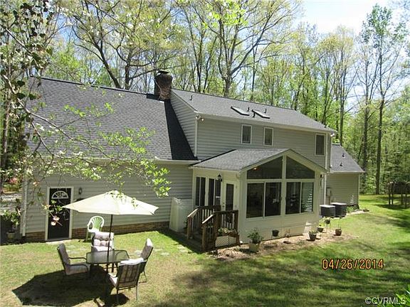 5th image of 8475 Twin Cedar Ln