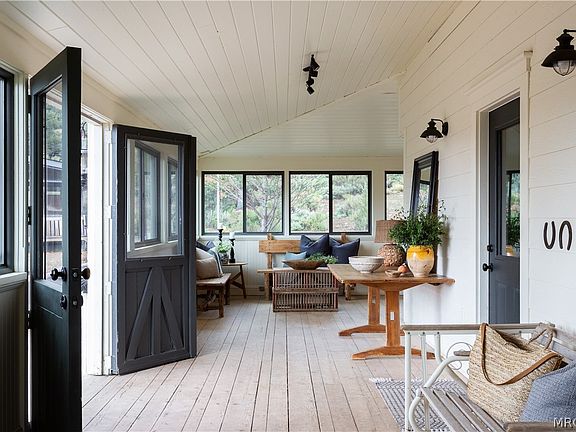 2nd image of 2000 Baldwin Lake Rd