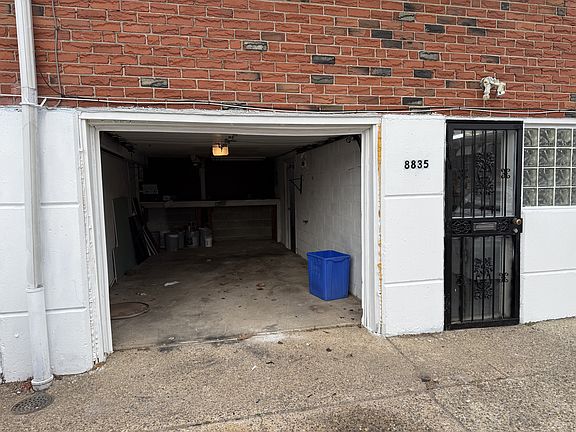 5th image of 8835 Roosevelt Blvd