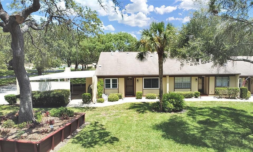 11230 Dollar Lake Dr APT 1, Port Richey, FL 34668 | MLS #O6132963 | Zillow