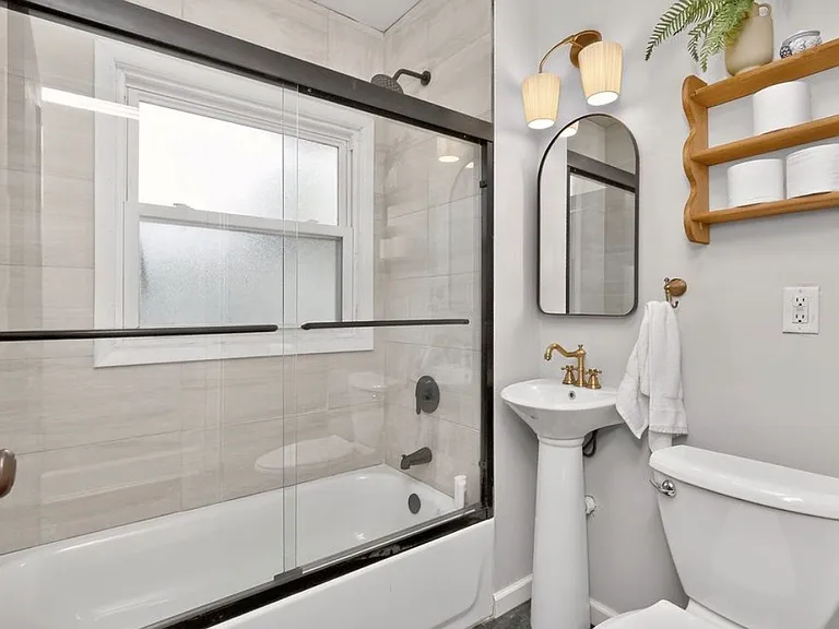 1006 44th Pl — Photo 13