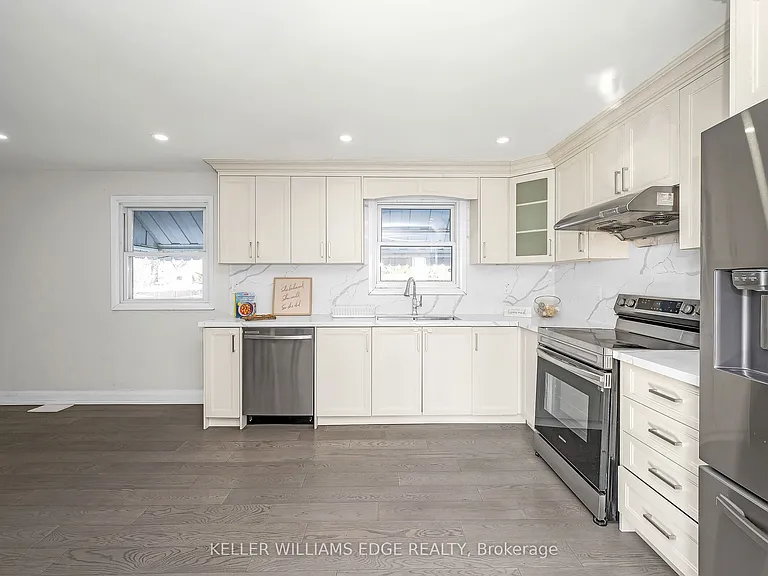 60 W 1st St — Photo 16