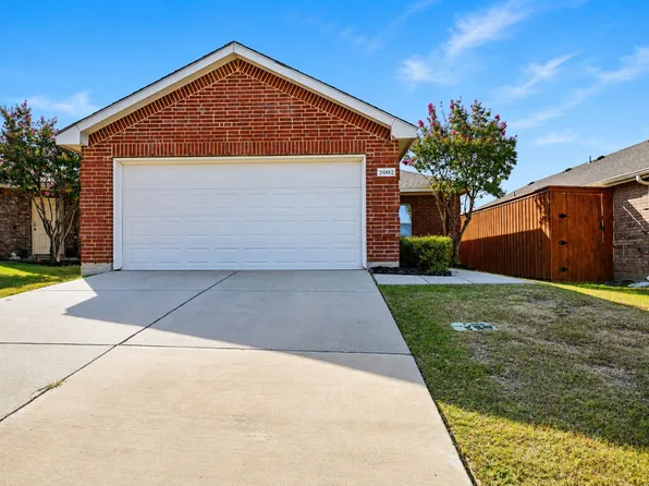 2002 Kickapoo Trl, Heartland, TX 75126