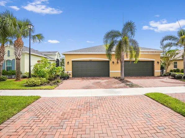 12842 SW Lake Fern Circle, Port St Lucie, FL 34987