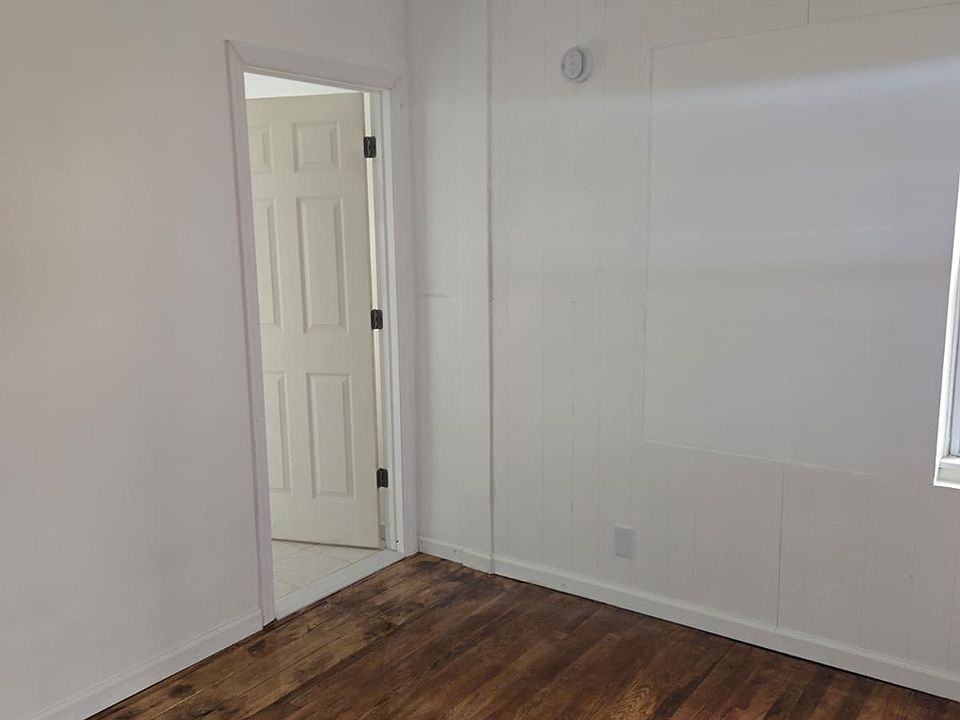 1st image of 103 Washington Ave #2