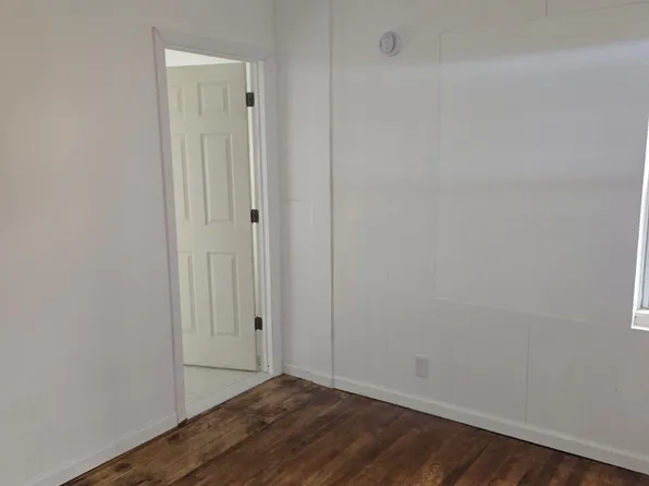 103 Washington Ave APT 3, Endicott, NY 13760