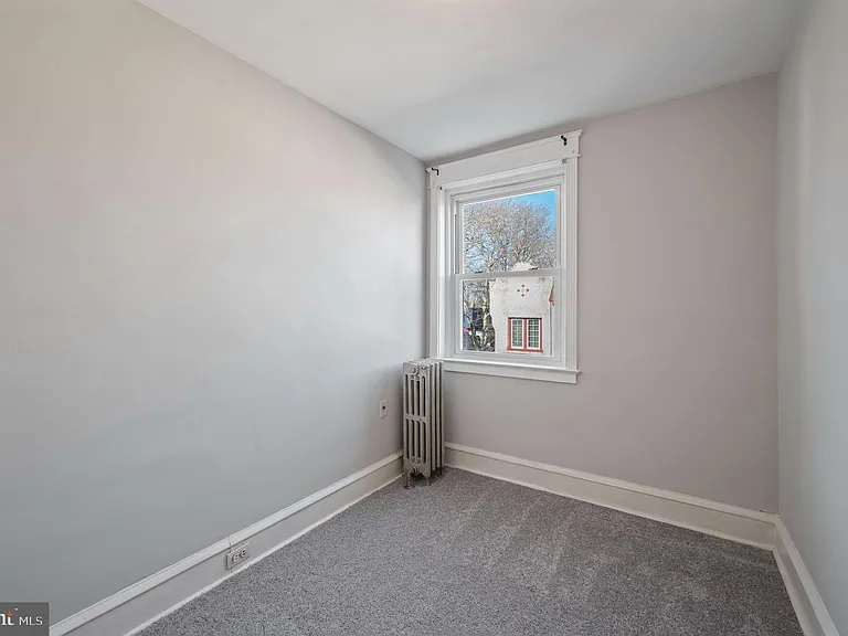 3319 Bowman St — Photo 15