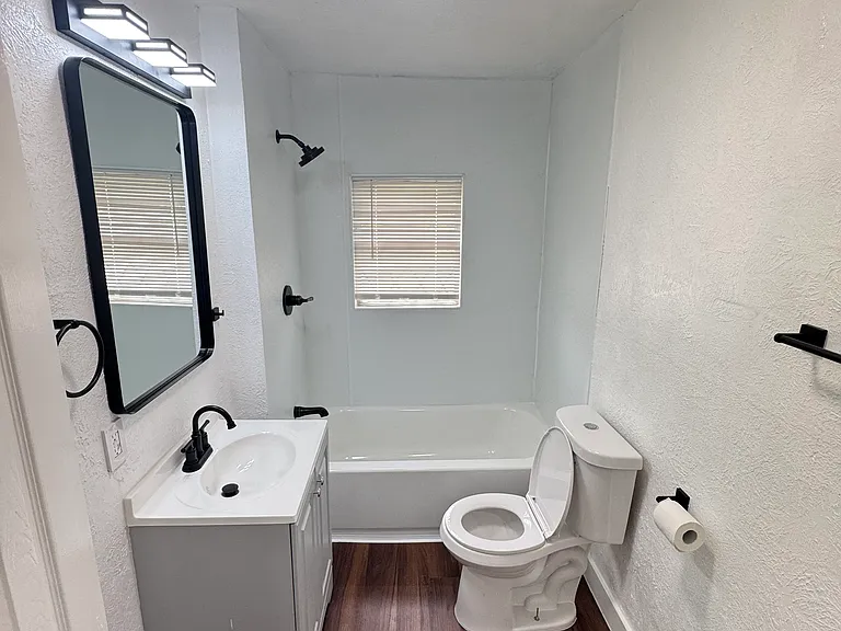 309 J Johnson — Photo 10