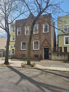 35-51 30th Street, Astoria, NY, 11106