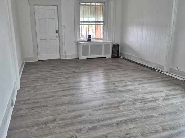 14 Ridge Rd #8, Aston, PA 19014