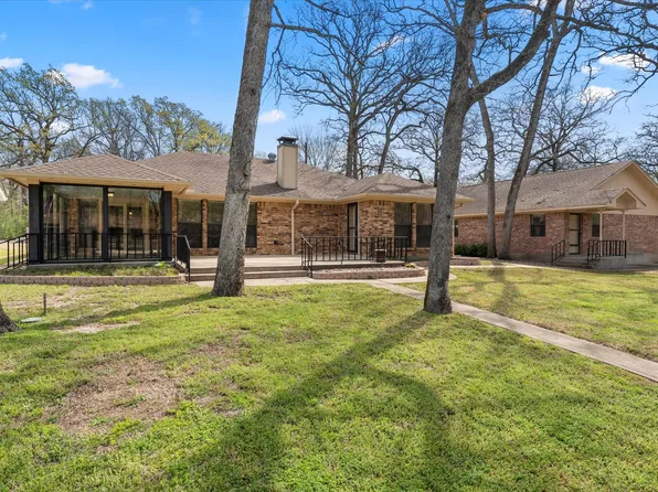 215 Lakeview Dr, Trinidad, TX 75163