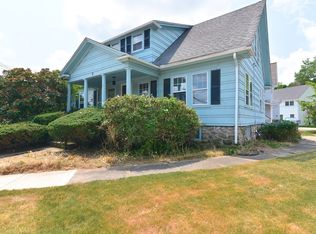 2 Prospect St, Milford, MA 01757