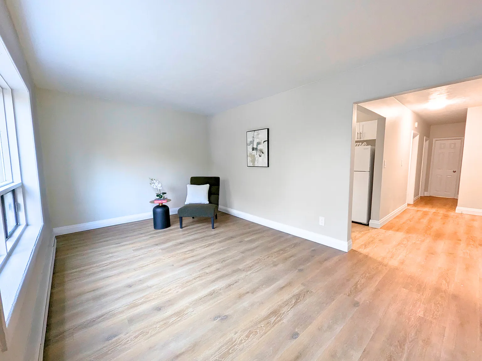 Sienna Apartments - Choose your rent level - Call for Details - Water, Heat — Photo 2