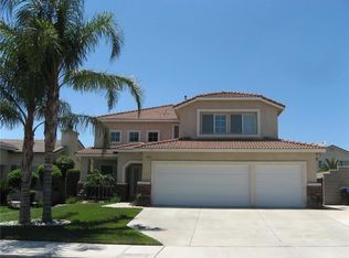 7032 Lucero Dr, Fontana, CA 92336