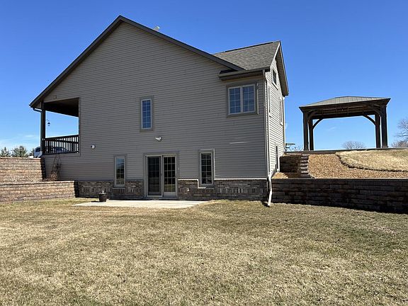 4th image of 7439 Lee ROAD