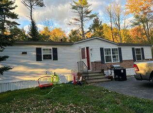 31 Bump Hill Rd, Union, ME 04862