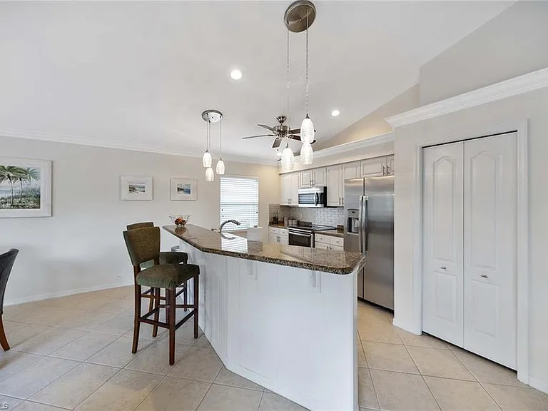 8468 Indian Wells Way — Photo 12