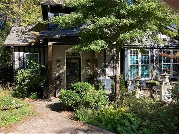 1054 Beech Haven Rd, Atlanta, GA 30324