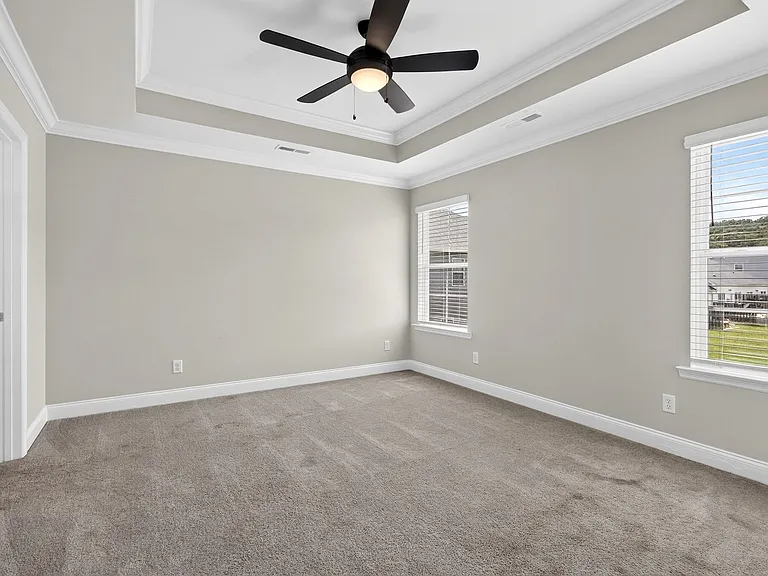 266 NE Bellingham Cv — Photo 18