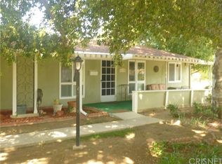 26749 Oak Crossing Rd UNIT B, Santa Clarita, CA 91321