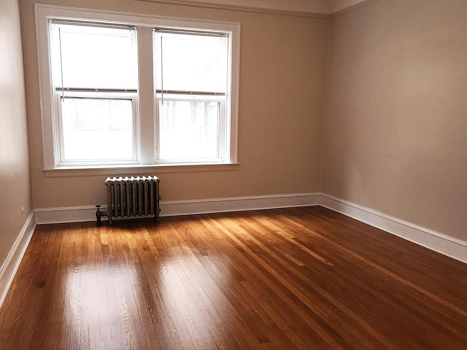 1st image of 1920 W Lunt Ave #1N