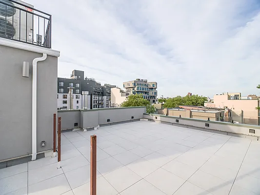 Sold by Massada Home Sales Inc | media 21