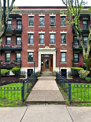 1758 Commonwealth Ave #7 Photo 1