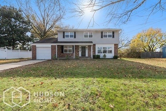 1st image of 451 Windsor Dr