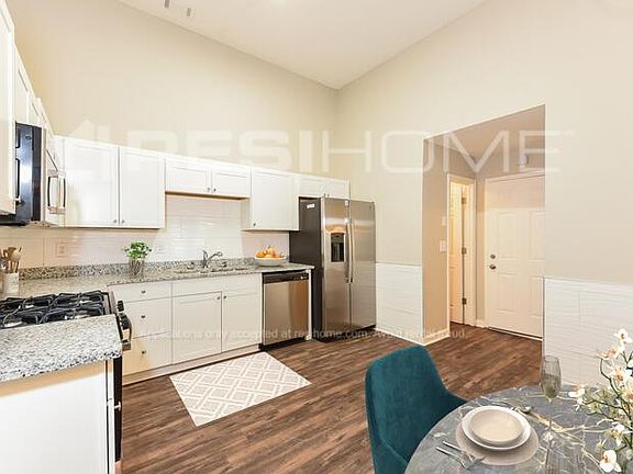 4th image of 4919 Wilkins Station Dr