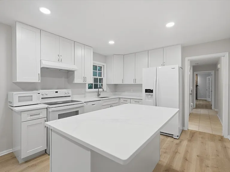 4120 Nutwood Way — Photo 17