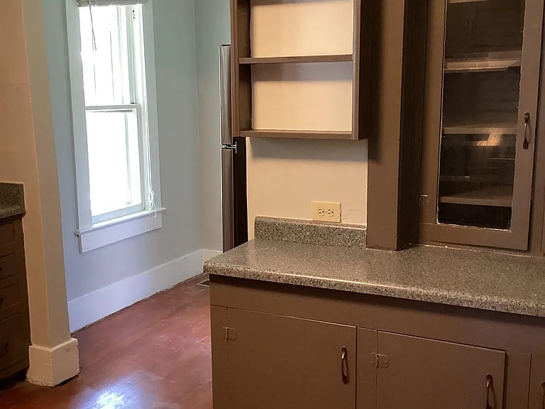 2404 Whitesburg Dr SW — Photo 17