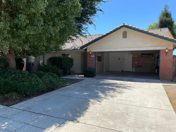 368 W Gibson Ave, Clovis, CA 93612