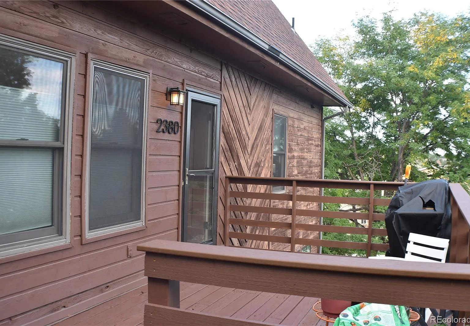 2 bed, 1.0 bath, 975 sqft, $1,775 — Photo 1