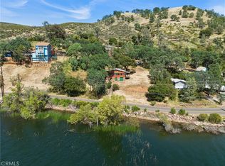 12398 Lakeshore Dr, Clearlake, CA