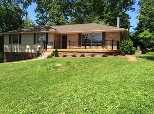 103 Mountain Court Dr, Signal Mountain, TN 37377