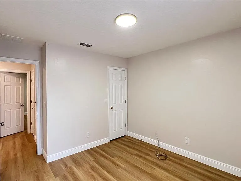 16834 Sunrise Vista Dr — Photo 27