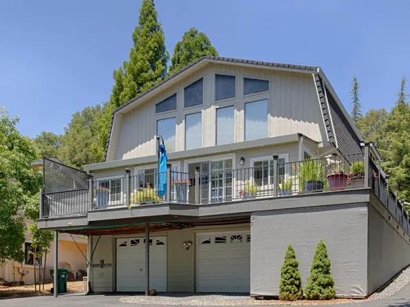 11760 Torrey Pines Dr, Auburn, CA 95602