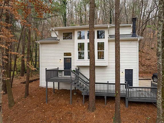 4th image of 1049 Forest Brook Dr