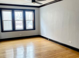 4249 W Division St, Chicago, IL 60651
