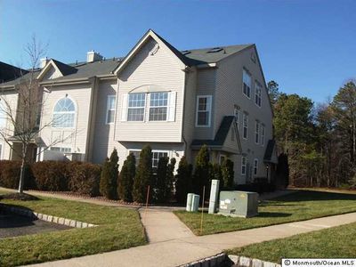 42 Dover Ct, Tinton Falls, NJ, 07712