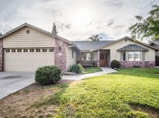 229 S Wellington Pl, Porterville, CA 93257