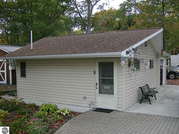 3rd image of 4100 E Michigan Ave