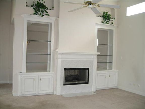 5th image of 2520 Country Club Dr