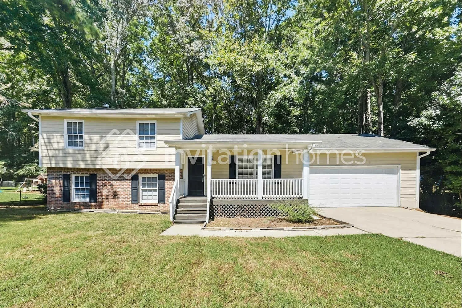 2182 Ivy Crest Dr Buford, GA 30519 — Photo 1
