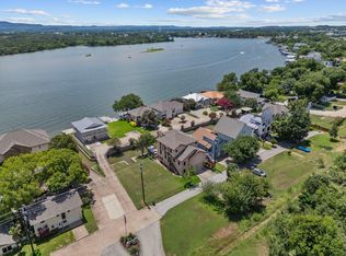 205 Waterview Dr, Kingsland, TX 78639
