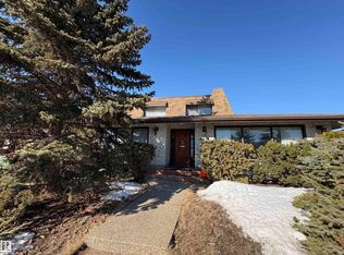 16628 96th Ave NW, Edmonton, AB T5P 0E1